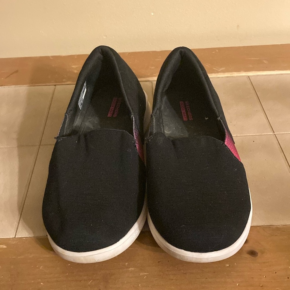 Skechers shoes‎ 7.5 ⭐️